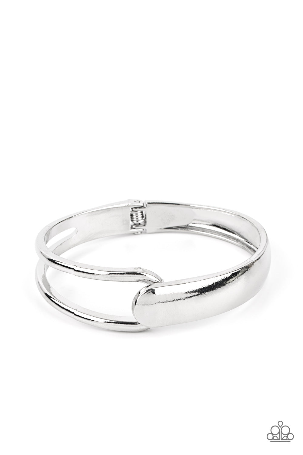 Couture Clutcher - Silver
