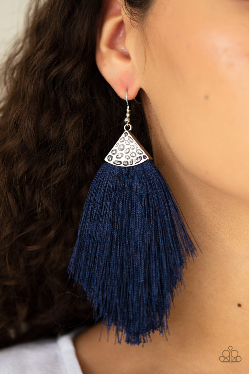 Tassel Tempo - White